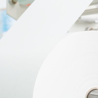 คุณภาพ 260 Gsm พอลิเอสเตอร์ที่สามารถล้างได้ Hvac Filter Media Cartridge Material โรงงาน